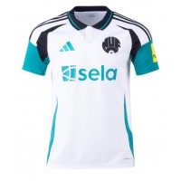 Camisa de Futebol Newcastle United Alexander Isak #14 Equipamento Alternativo 2024-25 Manga Curta